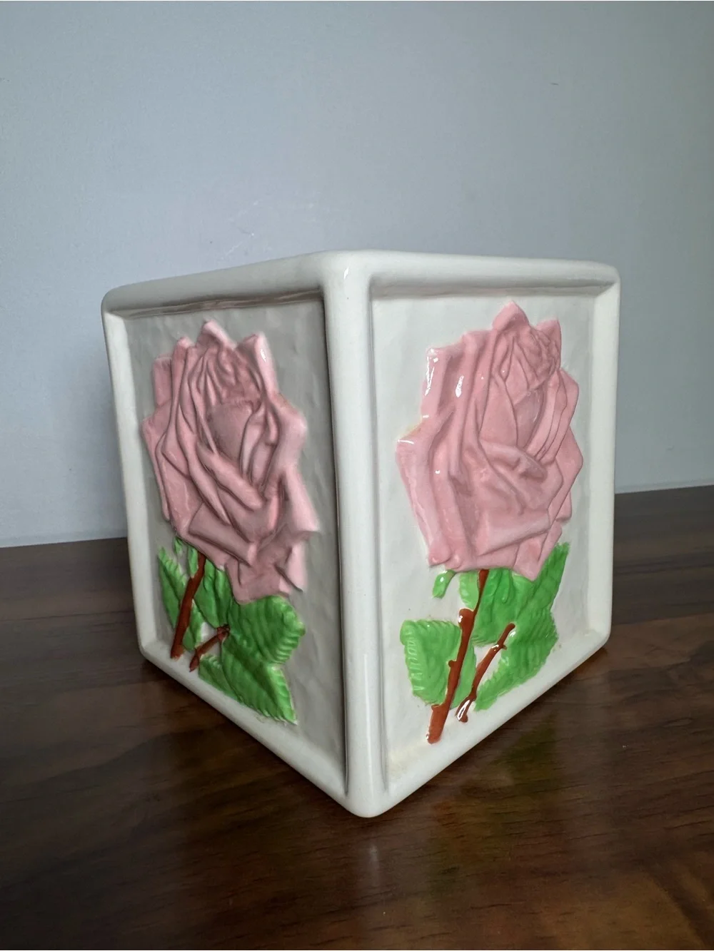 Vintage 1978 Sitter Ceramic Rose Tissue Box Cover Pink Floral
